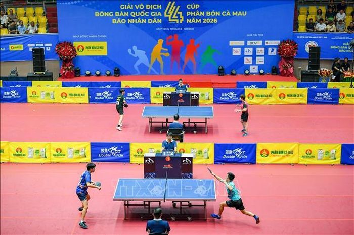 Các trận đấu sôi nổi tại Giải vô địch bóng bàn quốc gia Báo Nhân Dân lần thứ 44.