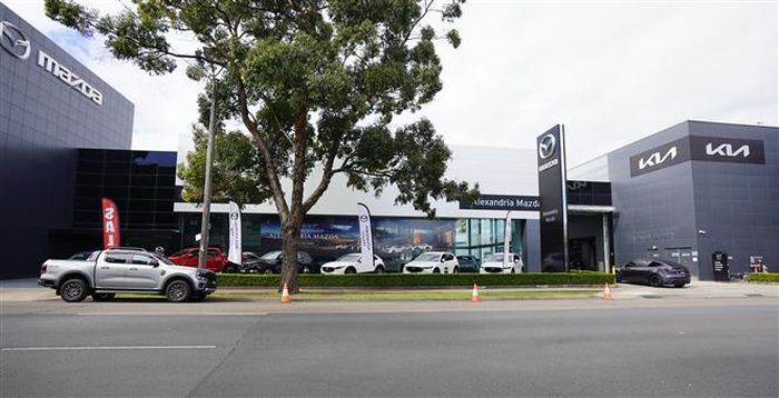 Bên ngoài một showroom ô tô Nhật Bản và Hàn Quốc ở thành phố Sydney. Ảnh: Lê Đạt - P/v TTXVN tại Australia