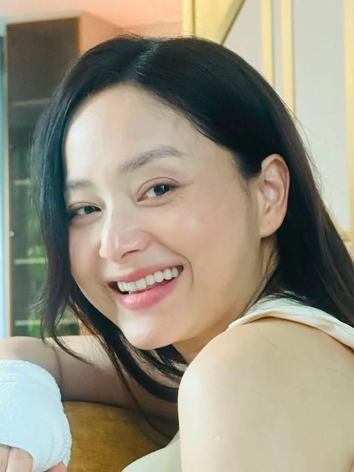 Lan Phương đang dần tìm lại sự bình yên sau những biến động đời tư. Ảnh: FBNV.