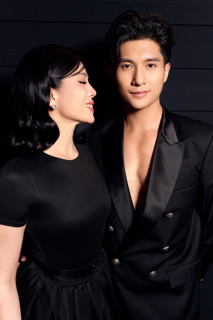 Lệ Quyên được bạn trai hỗ trợ nhiệt tình.