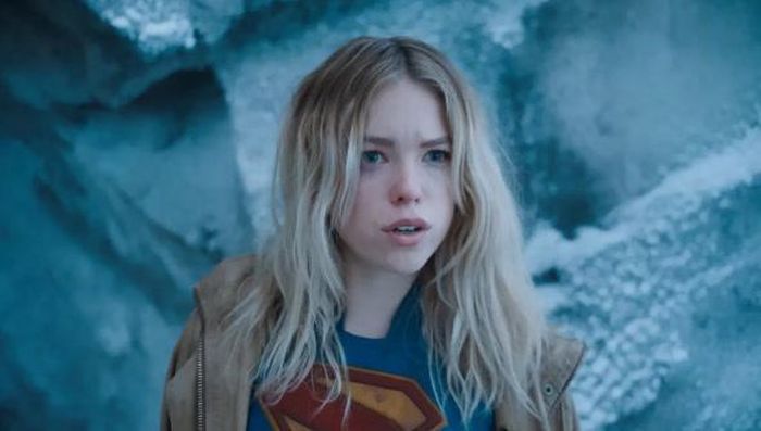 Sau màn xuất hiện gây chú ý trong Superman, Kara Zor-El nhanh chóng trở thành nhân vật được khán giả mong chờ trên màn ảnh rộng. Milly Alcock đảm nhận vai nữ siêu anh hùng, bên cạnh dàn diễn viên gồm Matthias Schoenaerts, Eve Ridley, David Krumholtz, Emily Beecham và Jason Momoa. Đây được xem là phép thử đáng chú ý của DC trong giai đoạn hãng đang xây dựng một vũ trụ điện ảnh mới. Sức hút từ nhân vật Supergirl cùng bàn tay của James Gunn liệu có đủ kéo khán giả trở lại với dòng phim siêu anh hùng?