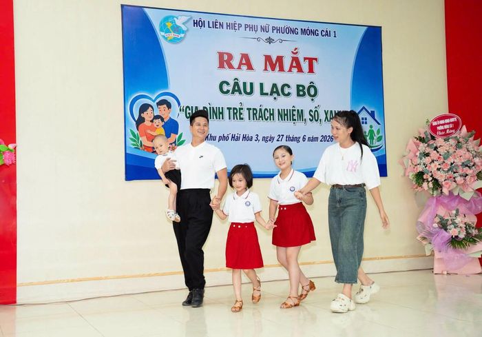 Các câu lạc bộ "Gia đình trẻ trách nhiệm, số, xanh" được Hội LHPN các cấp tỉnh Quảng Ninh ra mắt tại nhiều phường, xã