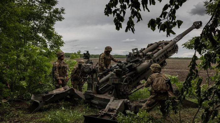 Nga yêu cầu Mỹ và Thổ Nhĩ Kỳ giải thích về khả năng chuyển vũ khí cho Ukraine. Ảnh: Nytimes.
