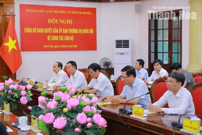 Các đại biểu dự hội nghị.