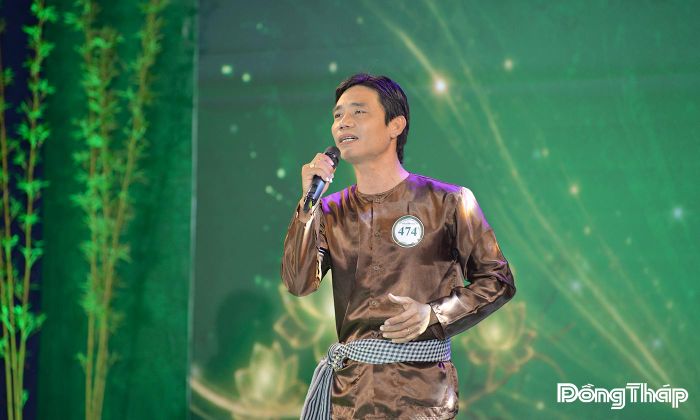 Nhiều giọng ca có sự chuẩn bị nghiêm túc, thể hiện kỹ thuật vững vàng nhưng vẫn giữ được nét mộc mạc, chân tình và giàu cảm xúc - những yếu tố làm nên cái duyên riêng của “Tài tử miệt vườn”.
