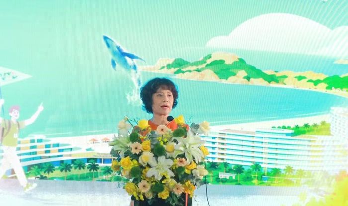  Bà Cao Thị Ngọc Lan - Phó Chủ tịch Thường trực Hiệp hội Du lịch Việt Nam phát biểu tại diễn đàn. Ảnh: H.V 