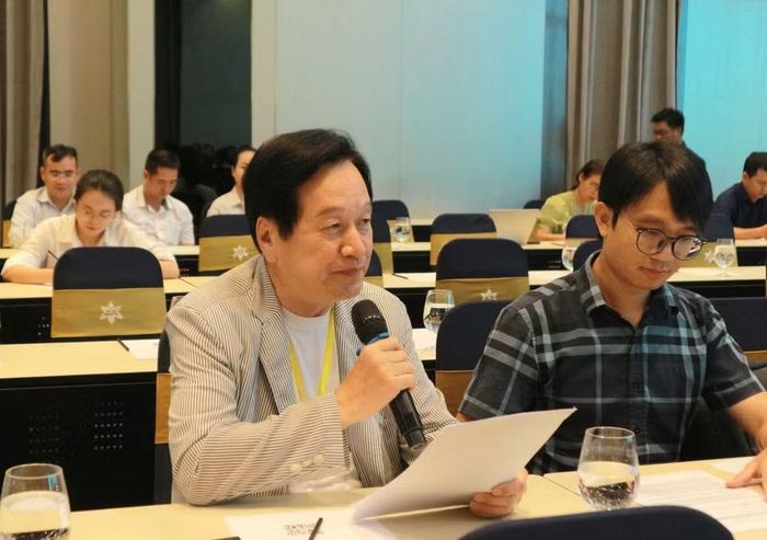  Ông Suh II Suk - Phó đại diện Văn phòng Xúc tiến Du lịch Việt Nam tại Hàn Quốc chia sẻ tại tọa đàm. Ảnh: H.V 