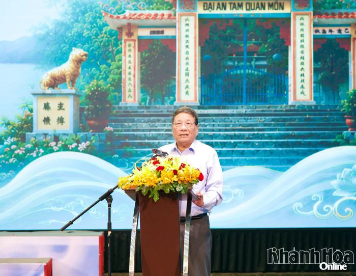 PGS.TS Đặng Văn Bài - Phó Chủ tịch Hội đồng Di sản văn hóa quốc gia phát biểu tại tọa đàm.