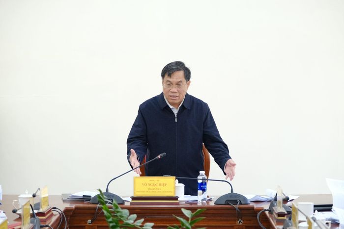 Đồng chí Võ Ngọc Hiệp, Phó Chủ tịch UBND tỉnh Lâm Đồng yêu cầu Ban 1 phải huy động đầy đủ nhân lực, máy móc, vật tư, tổ chức thi công liên tục để tăng khối lượng đối với những công trình đang thi công