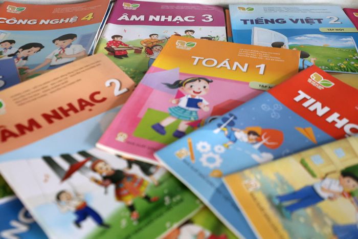Năm học 2026 - 2027 cả nước thống nhất dùng chung một bộ sách giáo khoa phổ thông Kết nối tri thức với cuộc sống