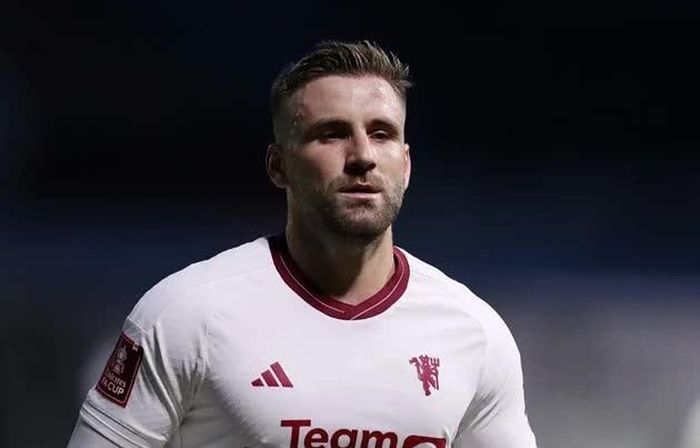 Shaw bị xem là điểm yếu của Man Utd ở cánh trái. Ảnh: Getty Images