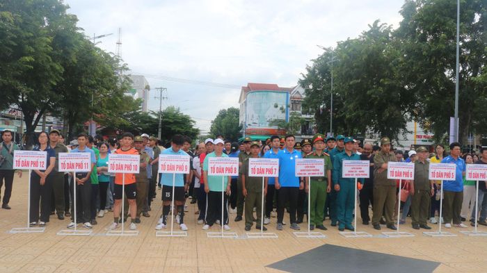 12 tổ dân phố phường Phú Thủy tham dự Ngày hội toàn dân bảo vệ an ninh Tổ quốc năm 2026