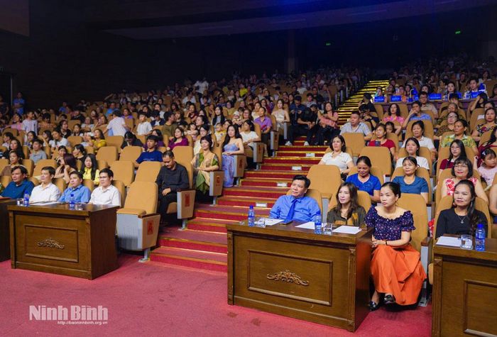 Các đại biểu dự vòng sơ khảo.