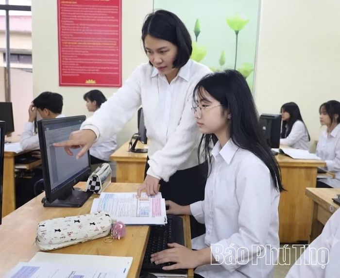Trường THCS Vân Cơ, phường Nông Trang đẩy mạnh ứng dụng công nghệ thông tin vào giảng dạy.