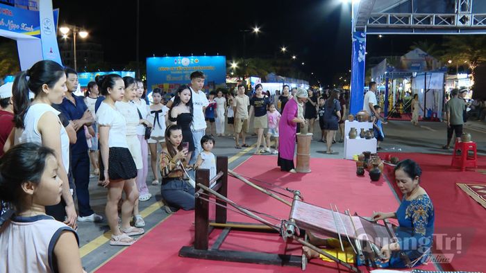 Không gian của các làng nghề thủ công truyền thống - Ảnh: L.T
