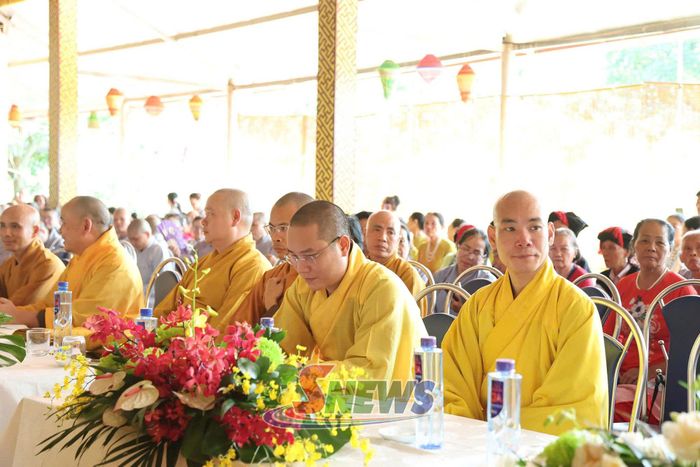 Các đại biểu tham dự buổi tuyên truyền.