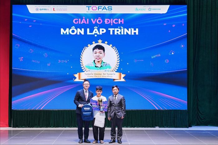 Thí sinh giành Giải Vô địch môn Lập trình tại Kỳ thi Toán & Lập trình Quốc tế TOFAS 2026 – Summer Championship