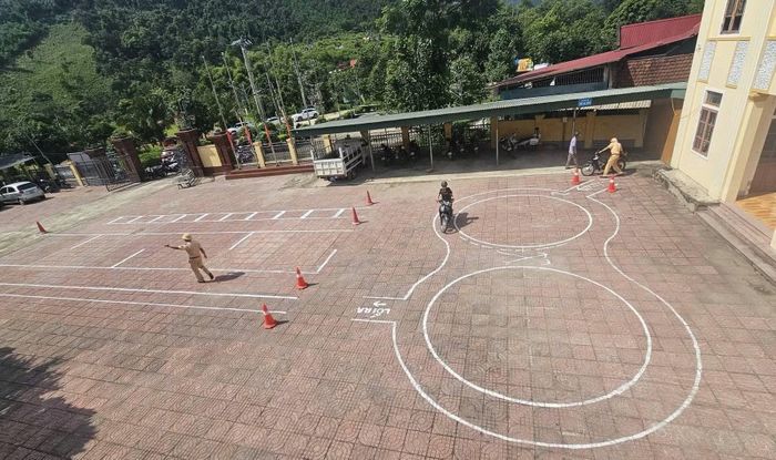 Thông qua các chương trình nâng cao kỹ năng lái xe an toàn, nhận thức và kỹ năng của người dân từng bước được nâng lên, góp phần kiềm chế và giảm thiểu tai nạn giao thông trên địa bàn.
