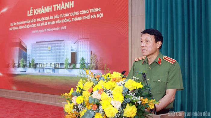Bộ trưởng Lương Tam Quang nhiệt liệt chúc mừng, biểu dương Cục Hậu cần, Cục Hồ sơ nghiệp vụ, các đơn vị thi công và các cơ quan chức năng.