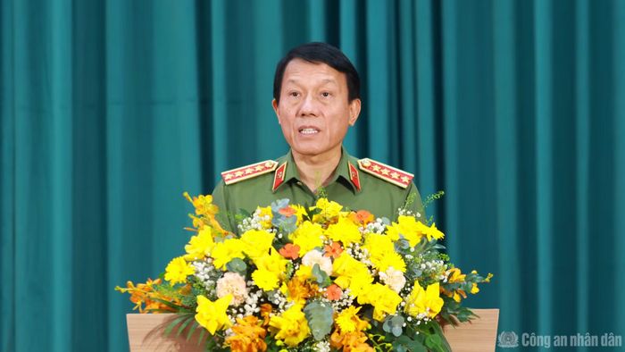 Bộ trưởng Lương Tam Quang nhấn mạnh một số nhiệm vụ trọng tâm để quản lý, vận hành và phát huy hiệu quả công trình trụ sở mới.