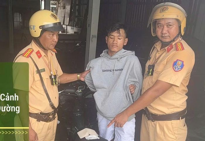 Duy cùng tang vật bị bắt giữ.