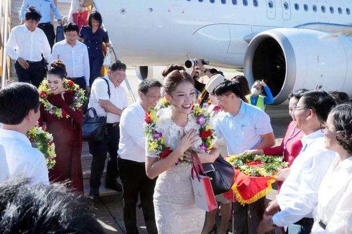 Tỉnh Quảng Trị chào đón những hành khách đầu tiên bay từ Cam Ranh, Khánh Hoà ra Đồng Hới, Quảng Trị.