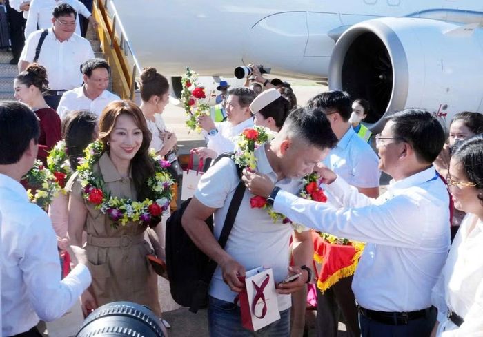 Tỉnh Quảng Trị chào đón những hành khách đầu tiên bay từ Cam Ranh, Khánh Hoà ra Đồng Hới, Quảng Trị.