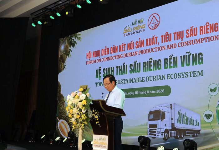 Các đại biểu tham gia thảo luận tại diễn đàn.
