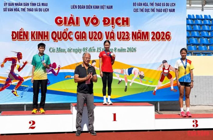 Vận động viên Triệu Thị Bình, huy chương vàng nội dung chạy 10.000 m nữ U20, Giải vô địch Điền kinh quốc gia U20 và U23 năm 2026.