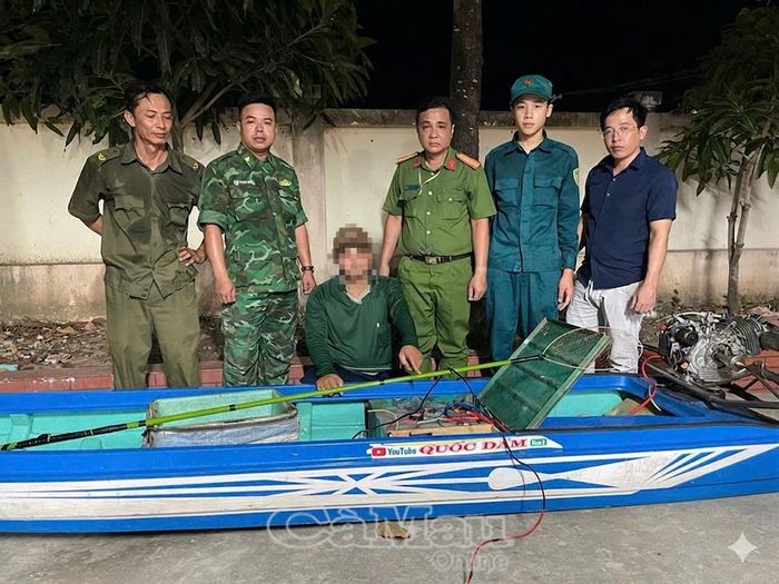 Tăng cường công tác phòng, chống khai thác IUU, Công an xã đã phát hiện, ngăn chặn các trường hợp khai thác thuỷ sản bằng súng điện.