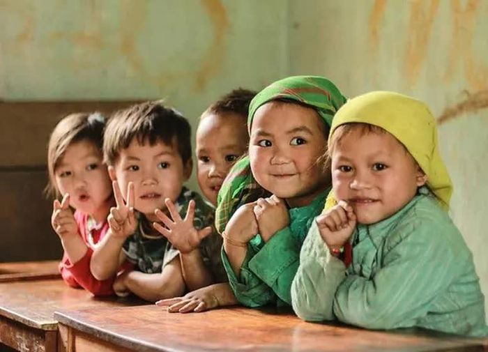 Với học sinh dân tộc thiểu số, nhà trường cần củng cố kiến thức nền tảng, kỹ năng tự học, tư vấn tâm lý, hướng nghiệp và phòng ngừa bỏ học.