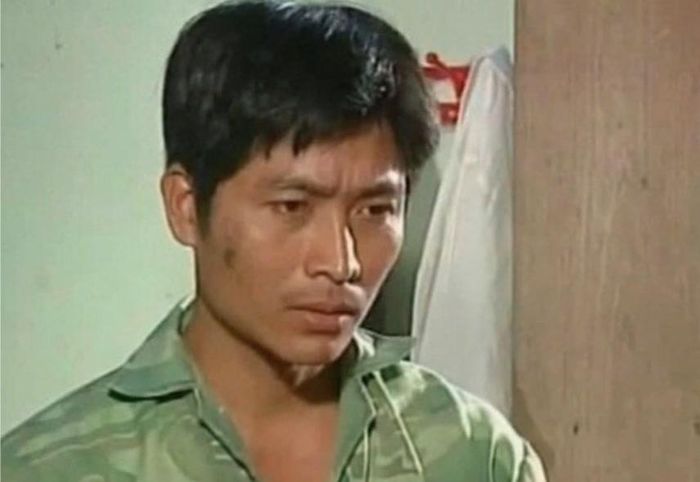 NSƯT Quốc Tuấn ghi dấu với vai trưởng thôn Kiên trong “Người thổi tù và hàng tổng”.