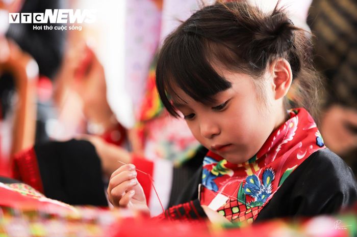 Ngoài vẻ đẹp thiên nhiên, đến với vùng đất Cao Xiêm còn có thể trải nghiệm nét văn hóa truyền thống của đồng bào vùng cao. (Ảnh: Hoàng Đức Bằng)