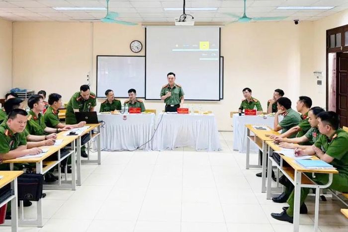Quang cảnh tọa đàm khoa học “Kinh nghiệm phòng chống tội phạm sử dụng không gian mạng xâm phạm trật tự an toàn xã hội trong tình hình mới” do Học viện Cảnh sát nhân dân tổ chức. Ảnh: Học viện