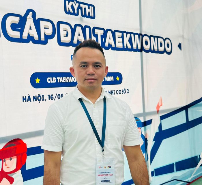 Huấn luyện viên Nguyễn Đình Toàn, Giám đốc điều hành Trung tâm Taekwondo Kids Việt Nam. Ảnh: Mai Hoa