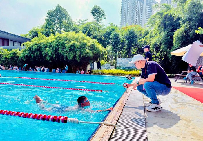Thiếu nhi Tổ dân phố số 32 tham gia giải bơi phong trào hè năm 2026. Ảnh: HM.