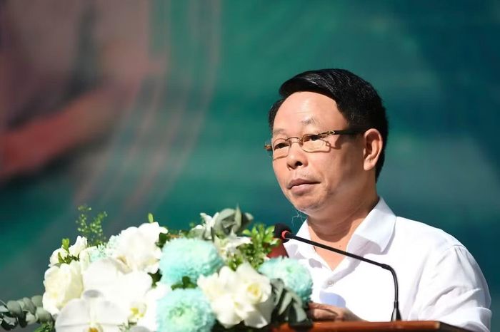 Nhà báo Phùng Công Sưởng - Tổng biên tập báo Tiền Phong.
