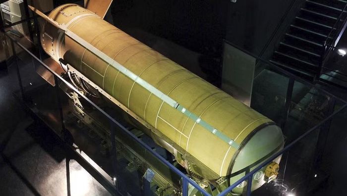 Nếu đặt 3 hệ thống cạnh nhau, vai trò của chúng trở nên rõ hơn. Iskander phù hợp với các mục tiêu trong phạm vi chiến trường và khu vực tác chiến gần.