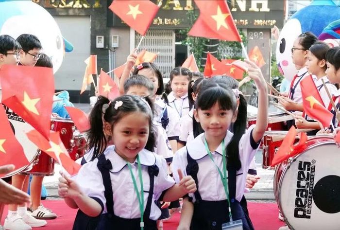 Khai giảng chung trên cả nước sáng ngày 5-9