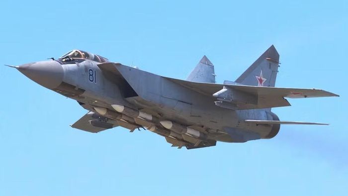 Máy bay chiến đấu Ukraine phải tính đến khả năng bị tấn công từ khoảng cách rất xa khi hoạt động gần khu vực giao tranh.