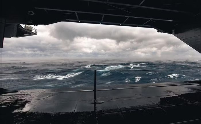 Kế hoạch này thay đổi sau khi Quốc hội Mỹ yêu cầu USS John F. Kennedy phải có khả năng vận hành tiêm kích tàng hình F-35C khi được biên chế.