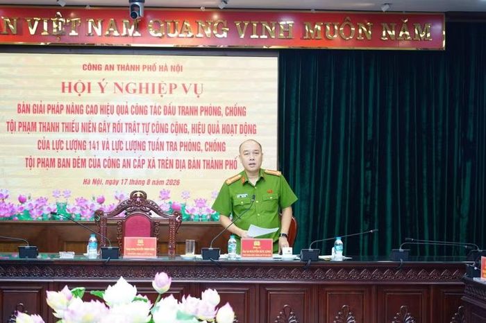 Đại tá Nguyễn Đức Long, Phó Giám đốc, Thủ trưởng Cơ quan Cảnh sát điều tra Công an Thành phố phát biểu kết luận Hội nghị.
