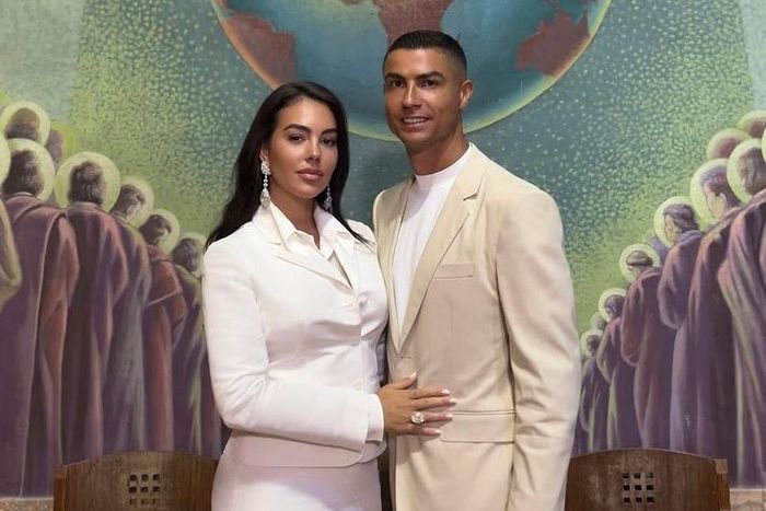 Đám cưới riêng tư của Cristiano Ronaldo và Georgina Rodríguez diễn ra hôm 11/8. Ảnh: VOGUE.