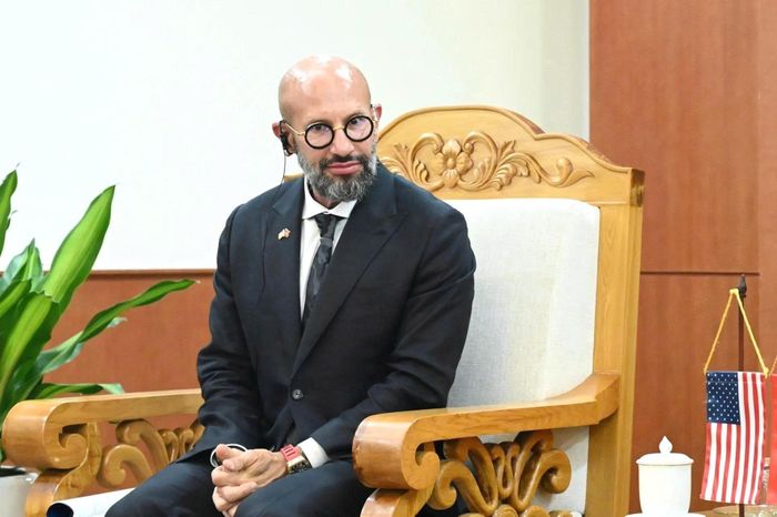  Ông Mark Abdoo, Phó Ủy viên phụ trách Chính sách và Chiến lược Toàn cầu, Cơ quan Quản lý Thực phẩm và Dược phẩm Mỹ (FDA). Ảnh: Kiều Chi/ Bộ Nông nghiệp và Môi trường. 