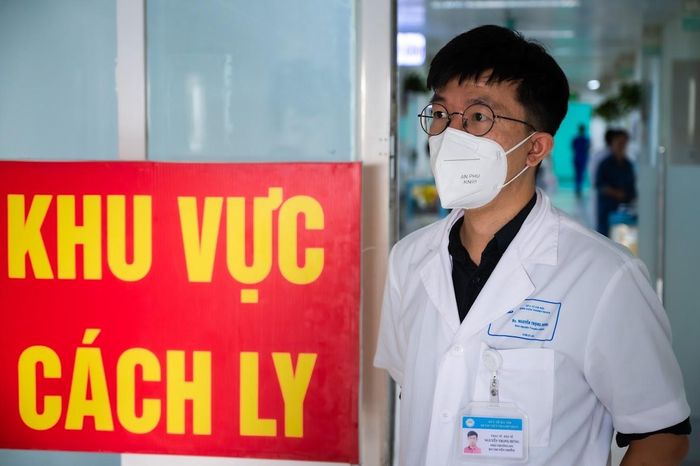 Hà Nội đang bước vào giai đoạn nhiều bệnh truyền nhiễm có nguy cơ gia tăng. Ảnh: Đinh Hà.