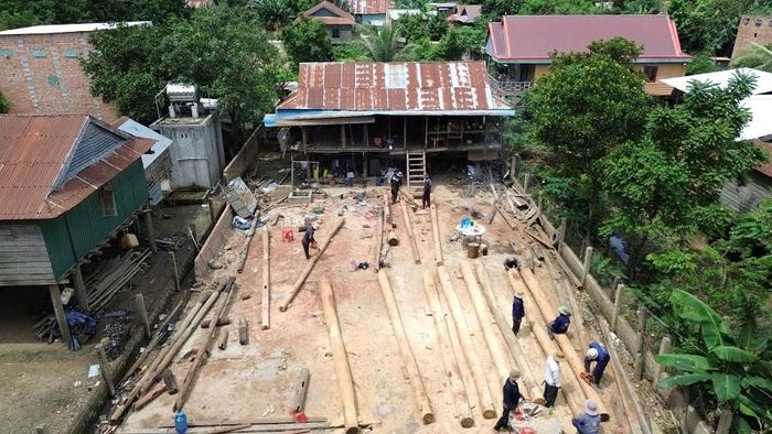 Chia tay vùng đất nhiều lần chịu cảnh ngập lụt, người dân buôn Jứ đang hướng về một nơi an cư an toàn, với nhiều hy vọng về một tương lai mới tốt đẹp hơn