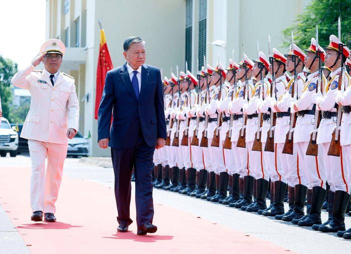 Tổng Bí thư, Chủ tịch nước Tô Lâm đến thăm, làm việc tại Học viện Kỹ thuật và Công nghệ an ninh, Bộ Công an. Ảnh: Thống Nhất - TTXVN