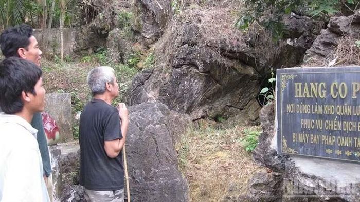 Di tích lịch sử cách mạng Hang Co Phương ở xã Phú Lệ, tỉnh Thanh Hóa.