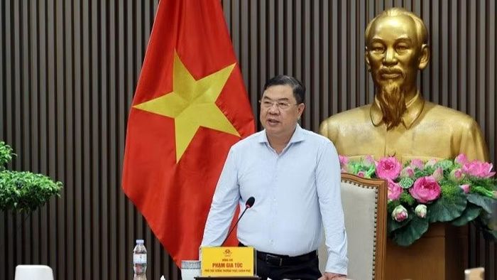 Phó Thủ tướng Thường trực Phạm Gia Túc phát biểu ý kiến chỉ đạo tại cuộc họp bàn giải pháp hoàn thiện dự thảo nghị định về xăng dầu.
