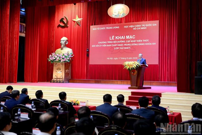 Tổng Bí thư, Chủ tịch nước Tô Lâm phát biểu tại Lễ khai mạc Chương trình bồi dưỡng, cập nhật kiến thức đối với Ủy viên Ban Chấp hành Trung ương Đảng khóa XIV (Lớp thứ nhất).